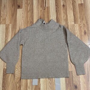 anthropologie the good friends back tie sweater in camel color Size XS